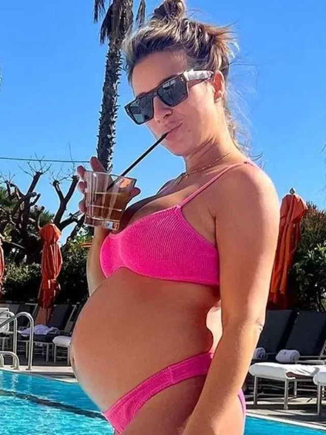 Pregnant Jessie, revealed the gender of her fourth child.